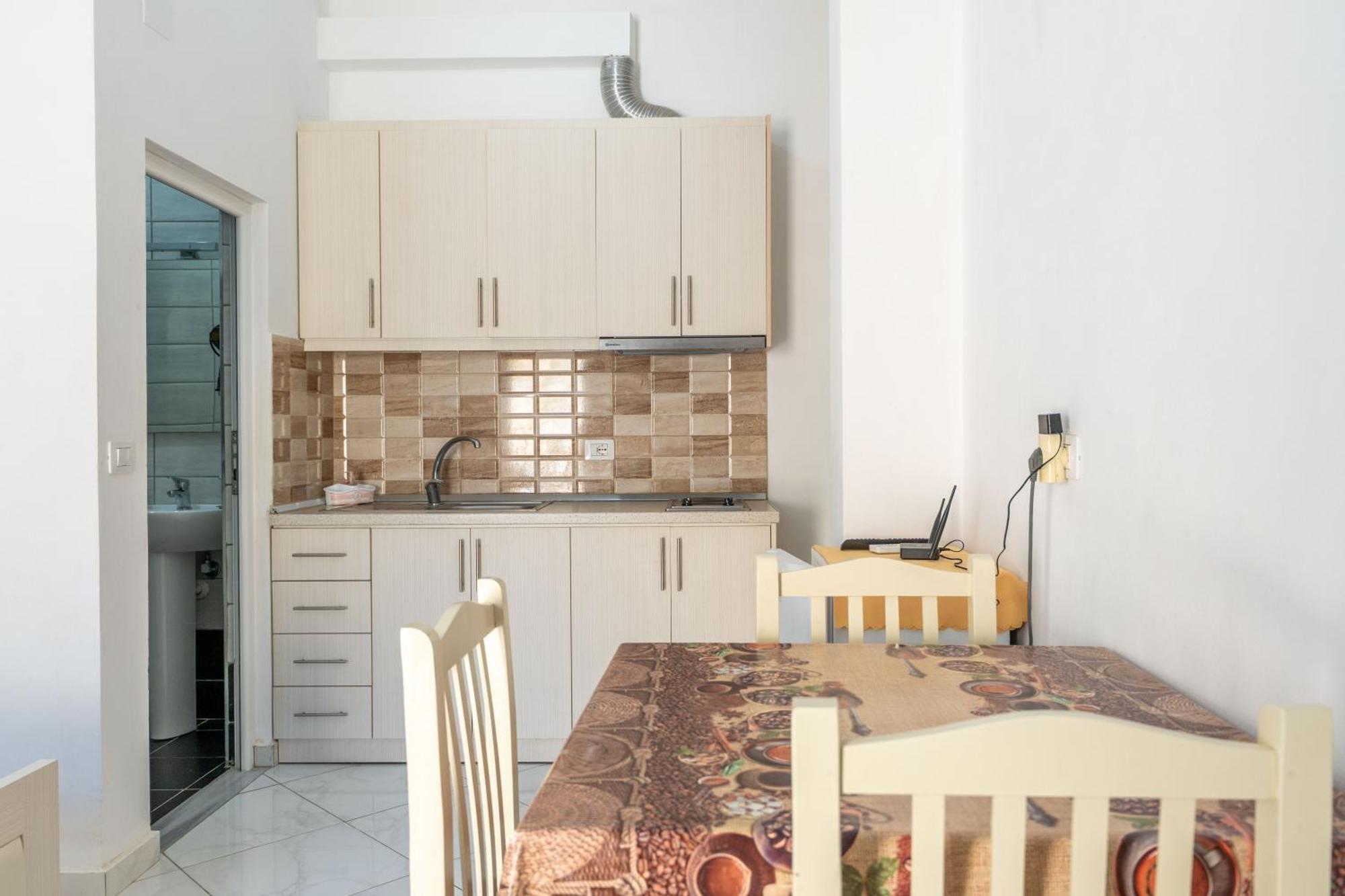 Vila Celi Sarandë Buitenkant foto