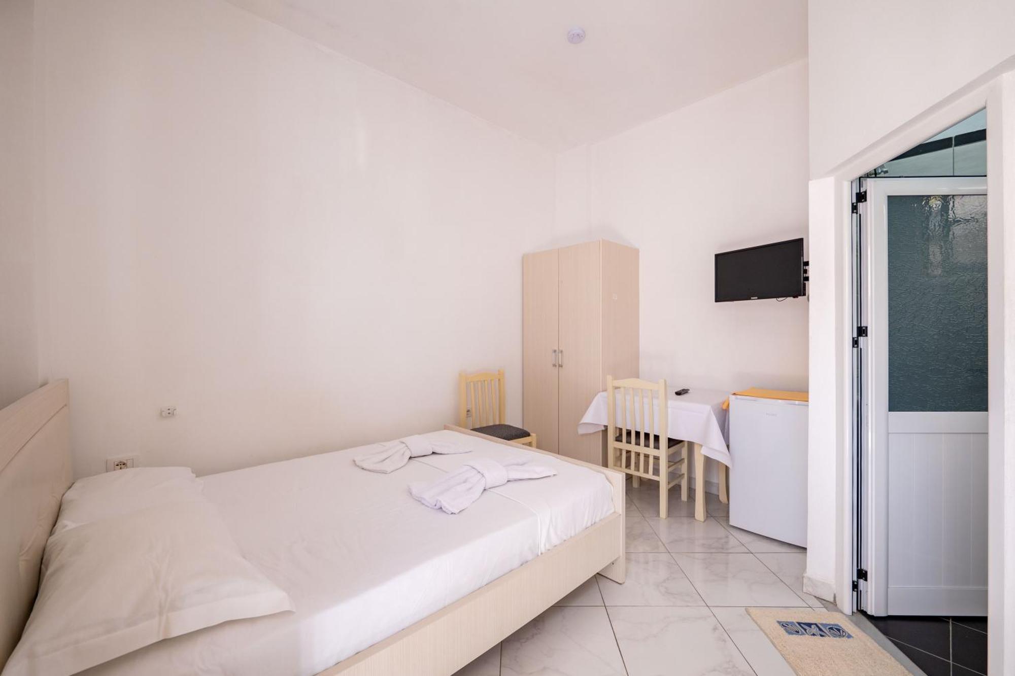 Vila Celi Sarandë Buitenkant foto
