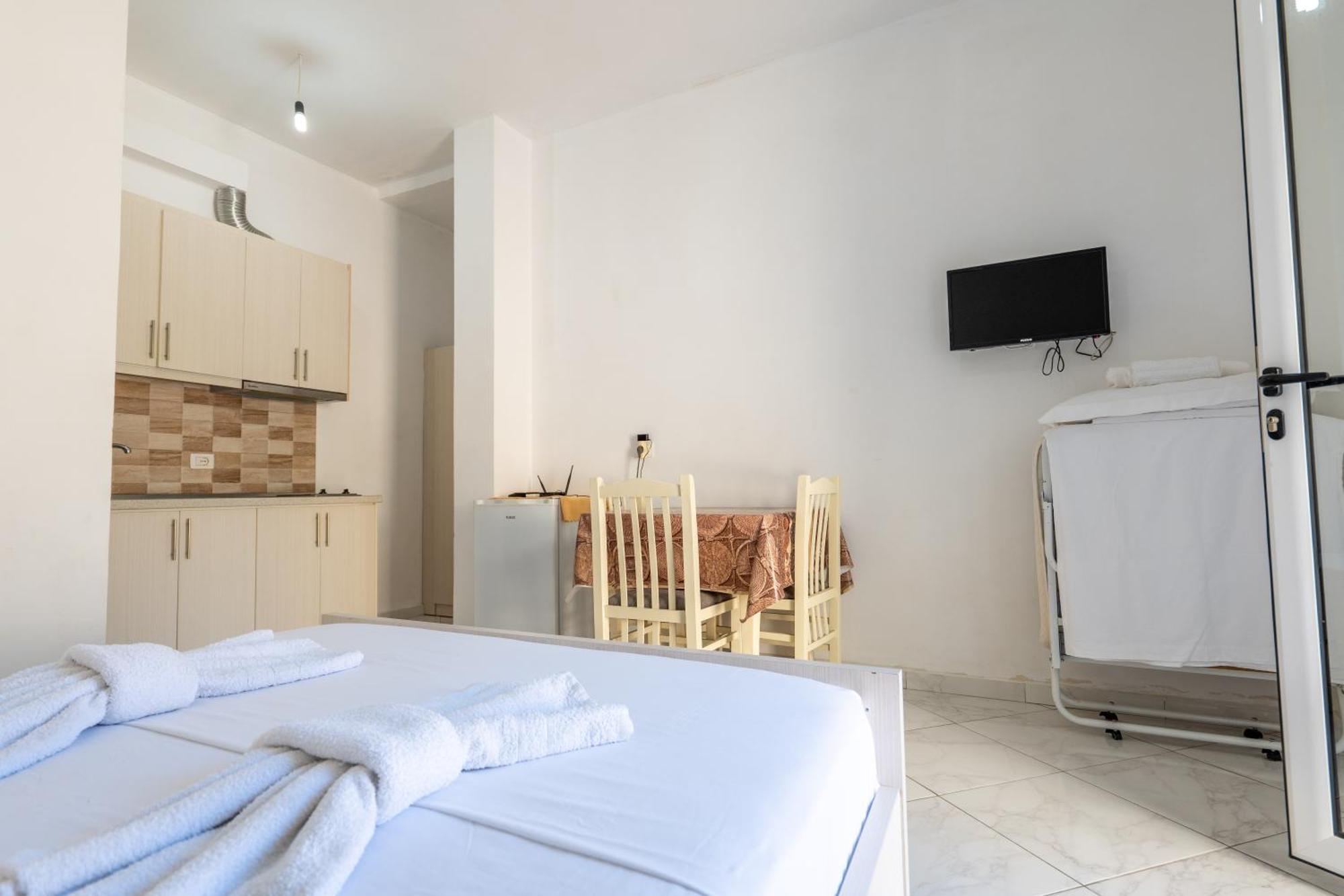 Vila Celi Sarandë Buitenkant foto
